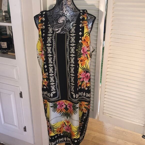 Classic Floral & Chain Shift Dress Cocktails or Vacation. WrinkleFree Poly 14 - Picture 1 of 10
